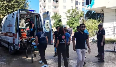 Antalya’da İnşaat Iskelesi Çöktü: 2 İşçi Yaralandı